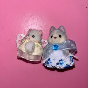 Sylvanian Families ice princess husky and Mary marshmallow